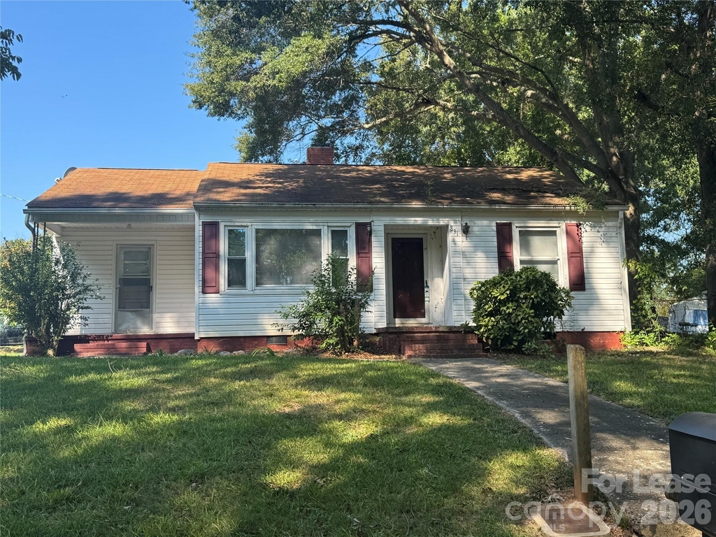 831 S Dalton Street - Photo 0
