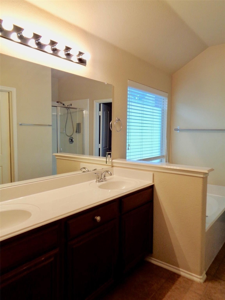 9700 Starfire - Photo 12