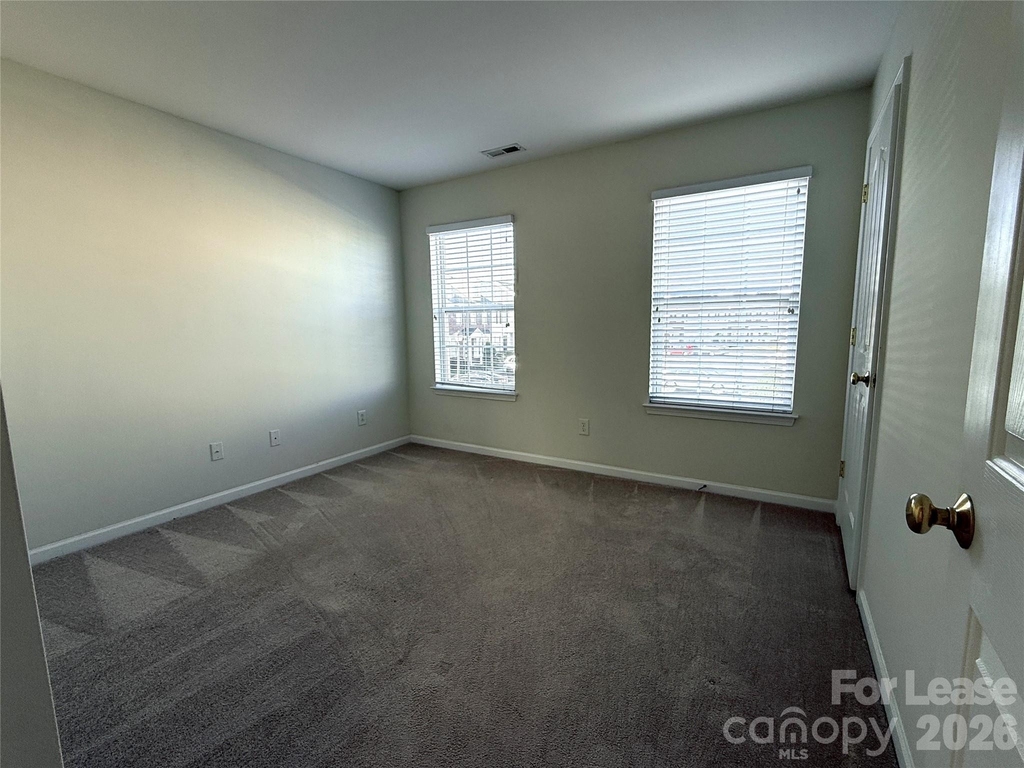 7549 Bluff Point Lane - Photo 5