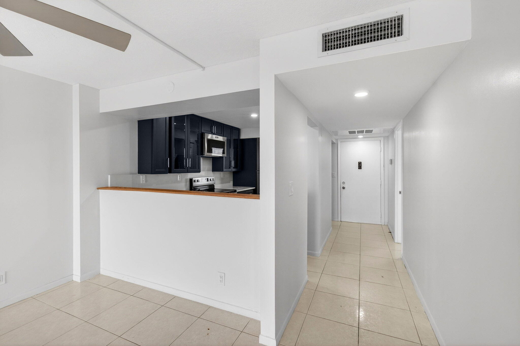 12 Royal Palm Way - Photo 13