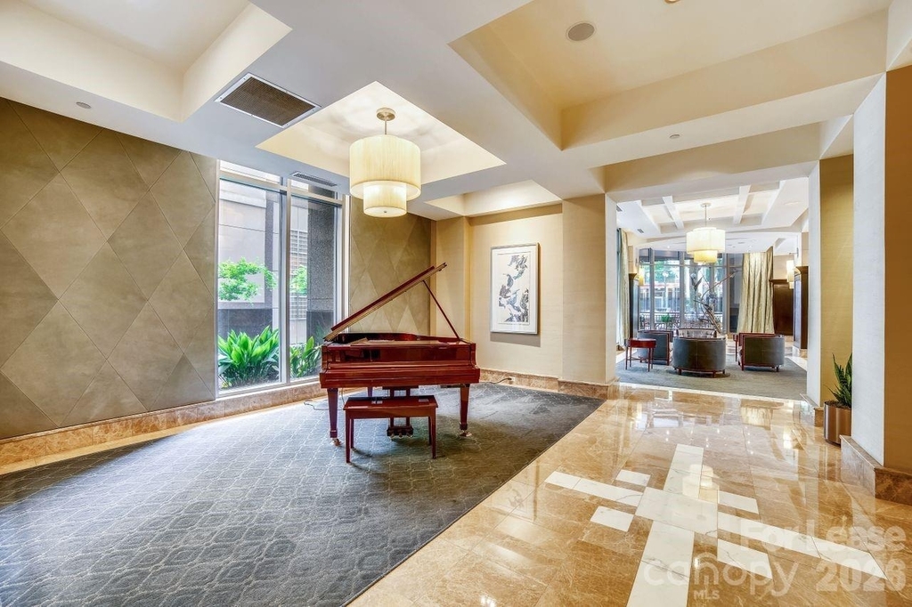 230 S Tryon Street - Photo 2