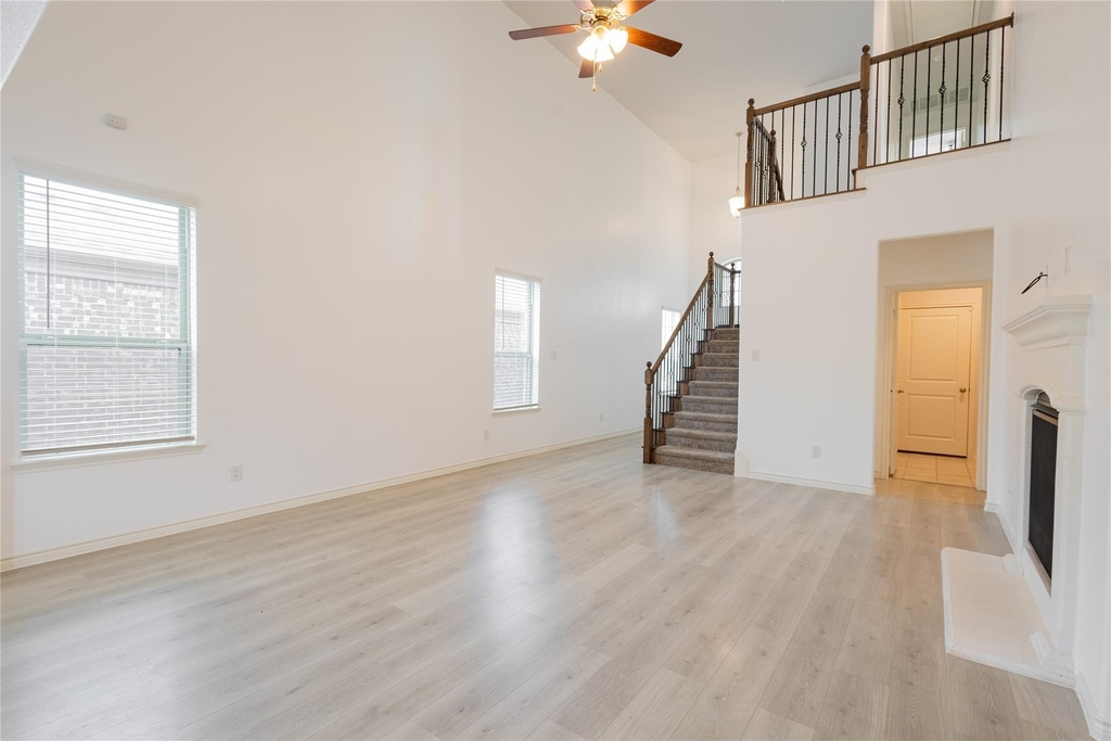 1816 Ferguson Lane - Photo 6
