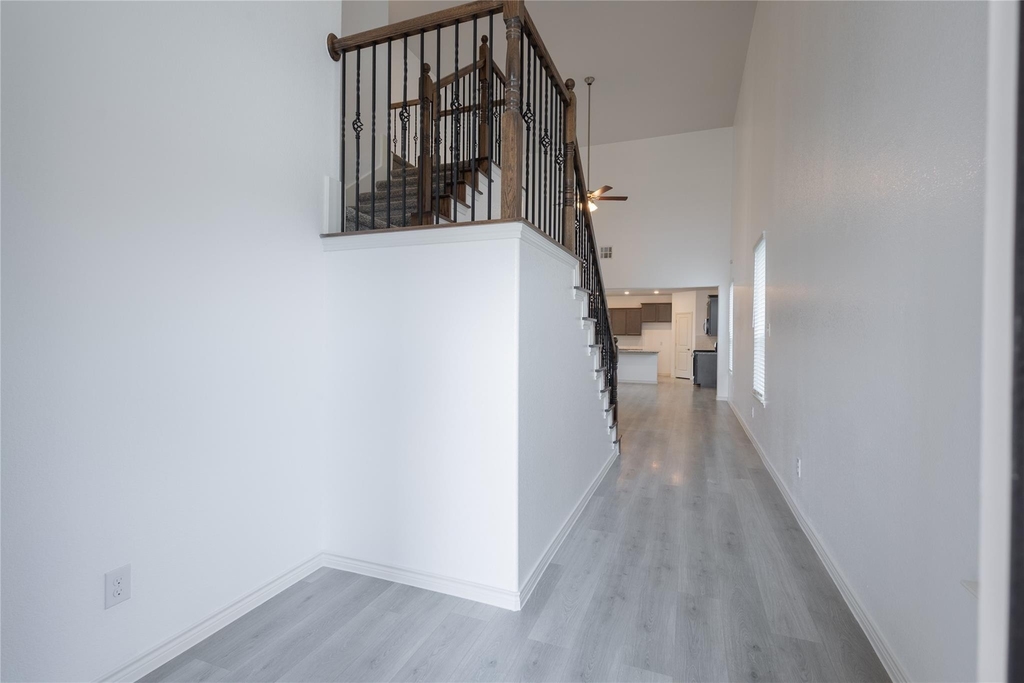 1816 Ferguson Lane - Photo 3