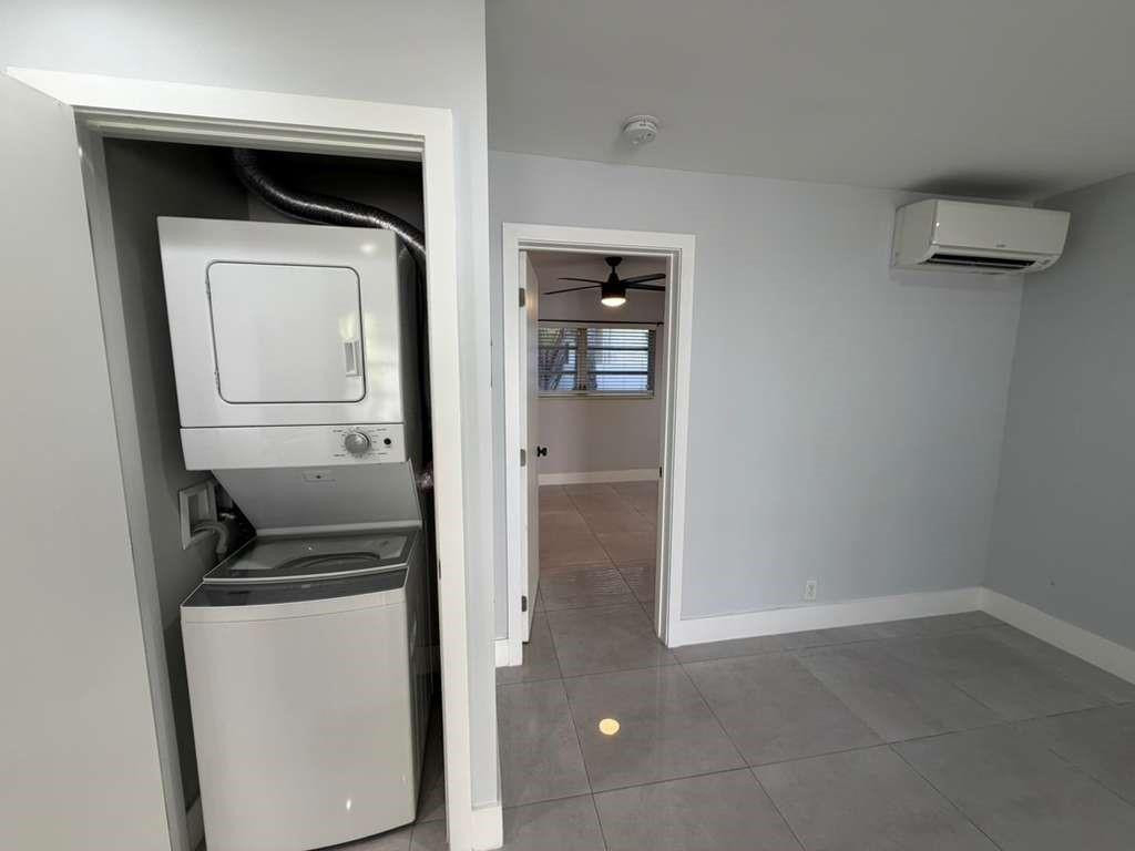 820 N Victoria Park Road - Photo 5