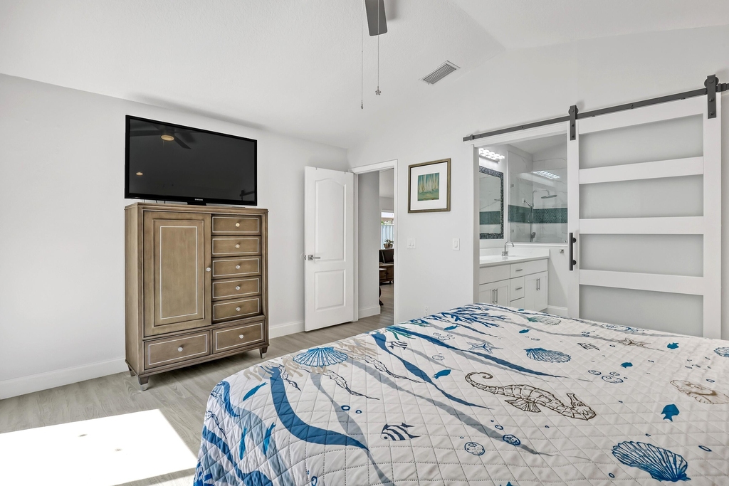 24 Admirals Court - Photo 18