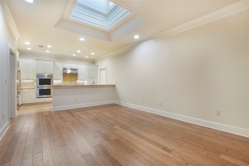 6535 Bandera Avenue - Photo 2
