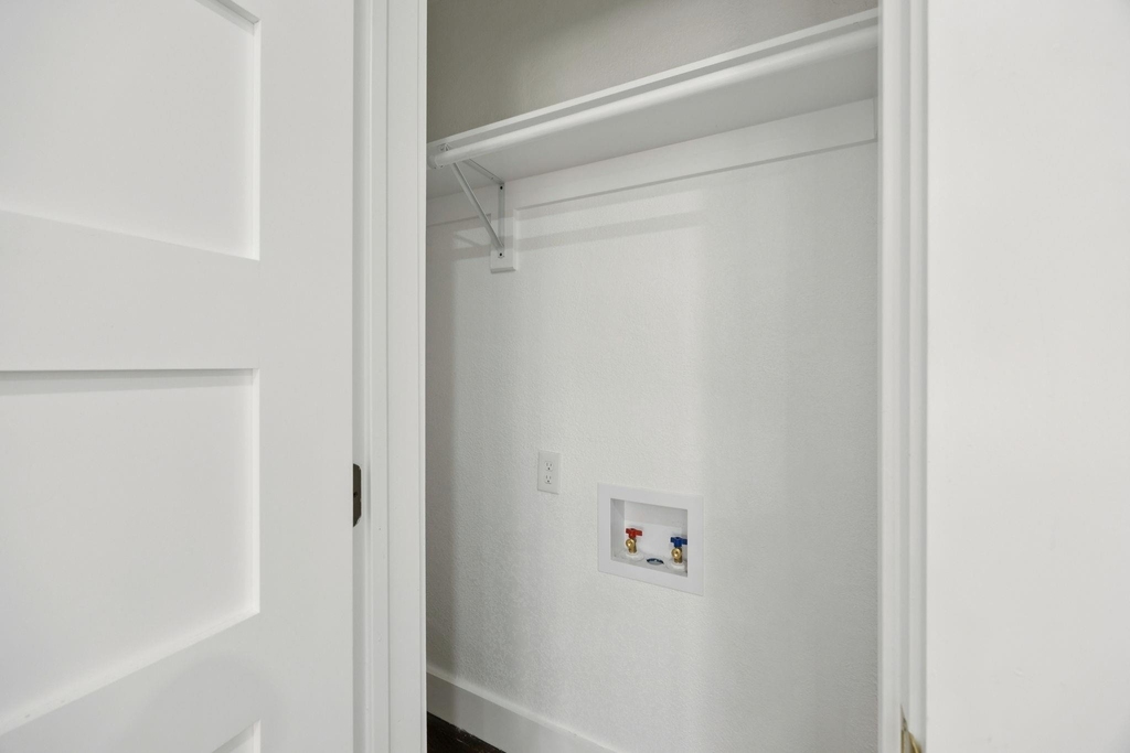 3210 N Haskell Avenue - Photo 20