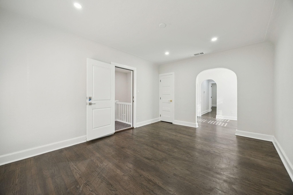 3210 N Haskell Avenue - Photo 1