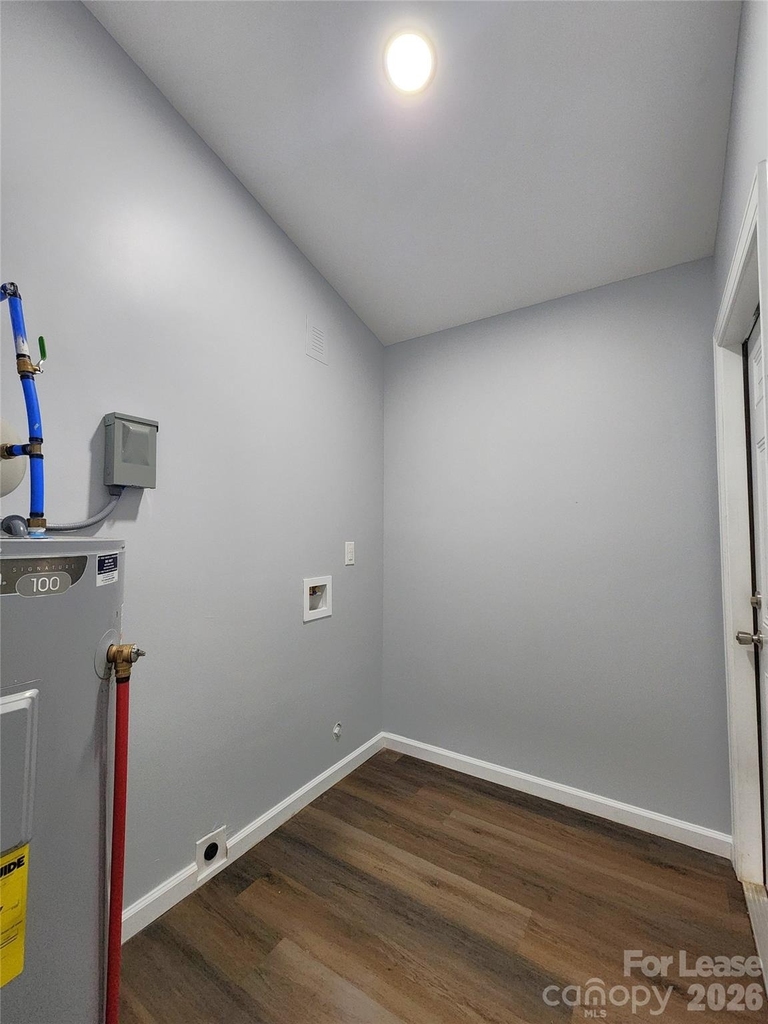 506 Cook Street - Photo 8