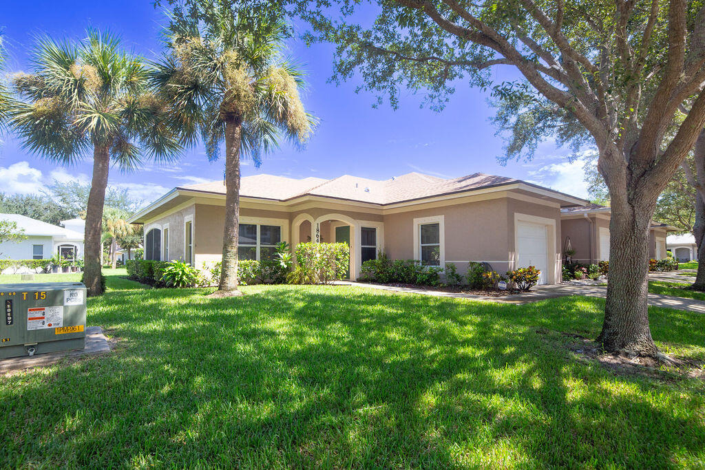 1864 S Dovetail Drive - Photo 2