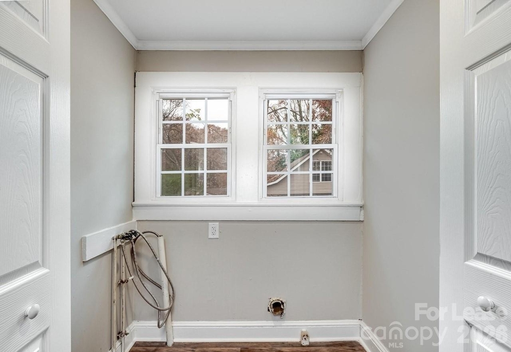 721 Broad Street - Photo 6