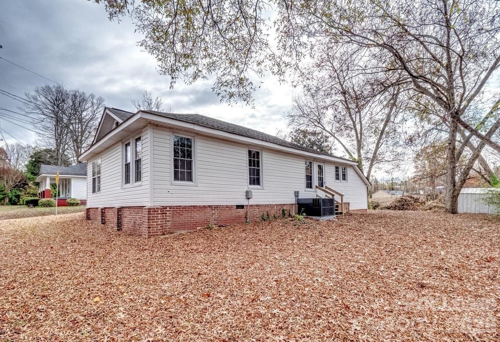721 Broad Street - Photo 12