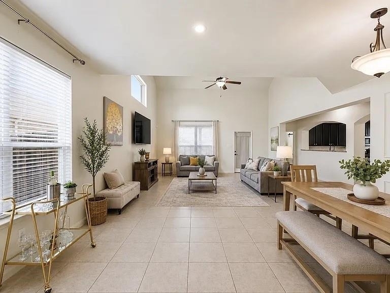 424 Winchester Drive - Photo 3
