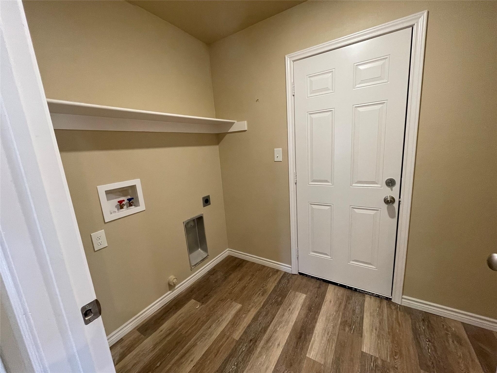721 Hillburn - Photo 7
