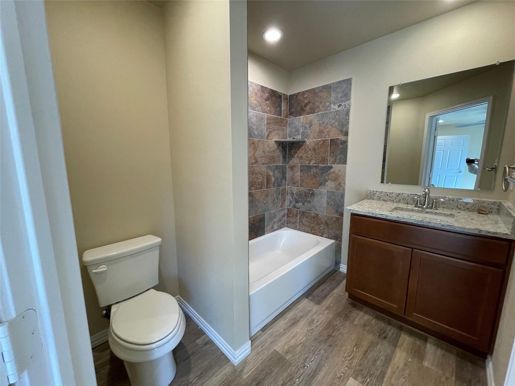 721 Hillburn - Photo 14