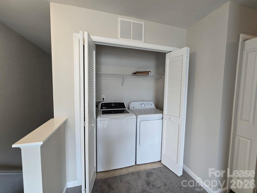 1819 Hooper Court - Photo 7