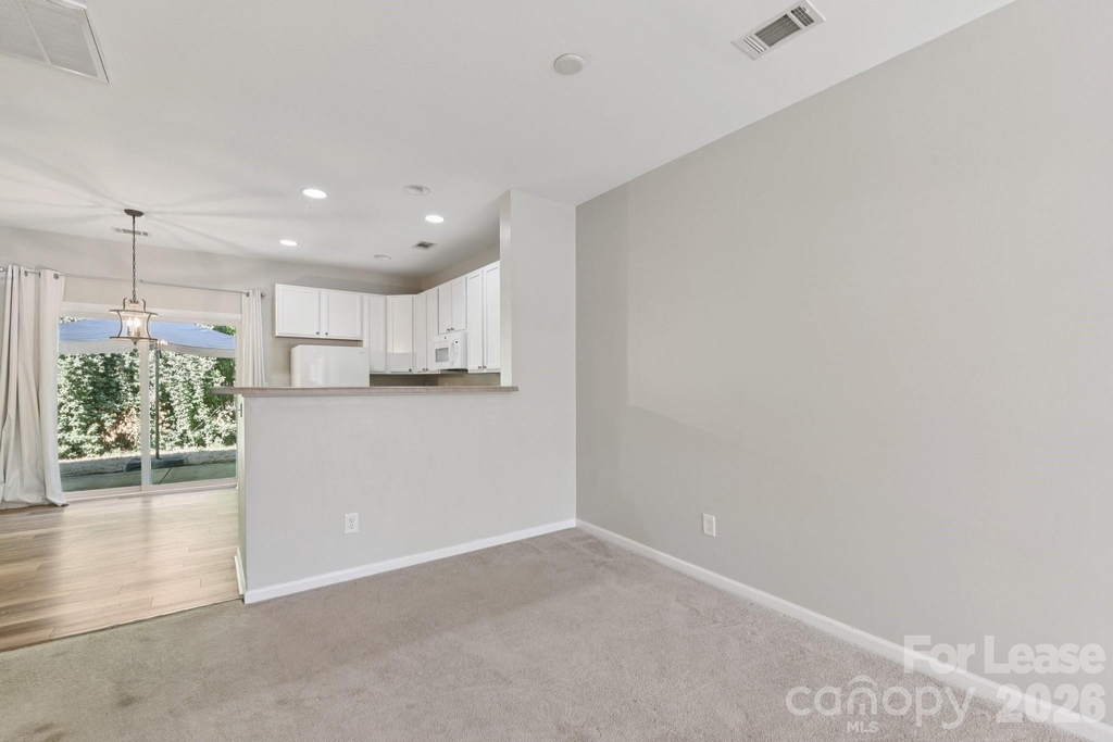 124 Clydesdale Court - Photo 6