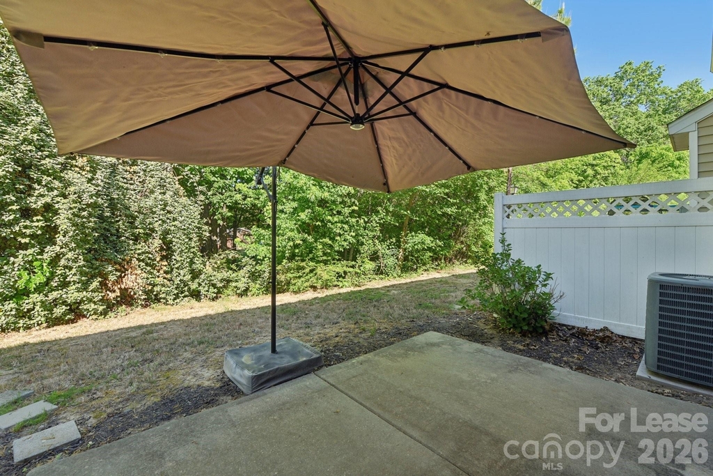 124 Clydesdale Court - Photo 24