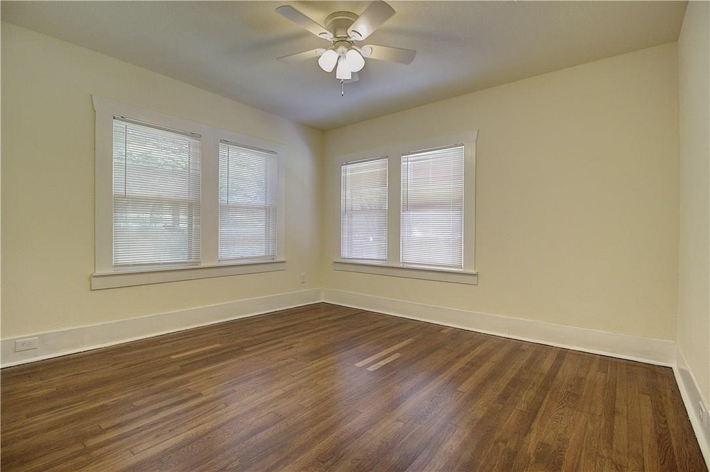 2703 Galvez Avenue - Photo 11