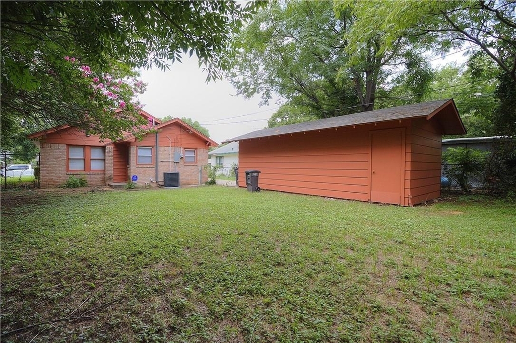 2703 Galvez Avenue - Photo 13