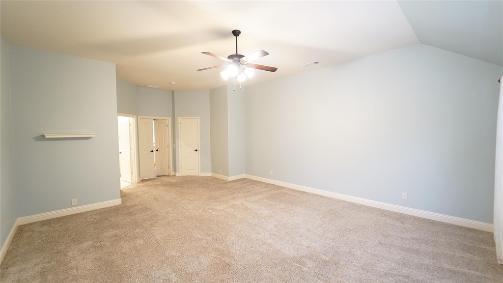 729 Paintbrush Court - Photo 5