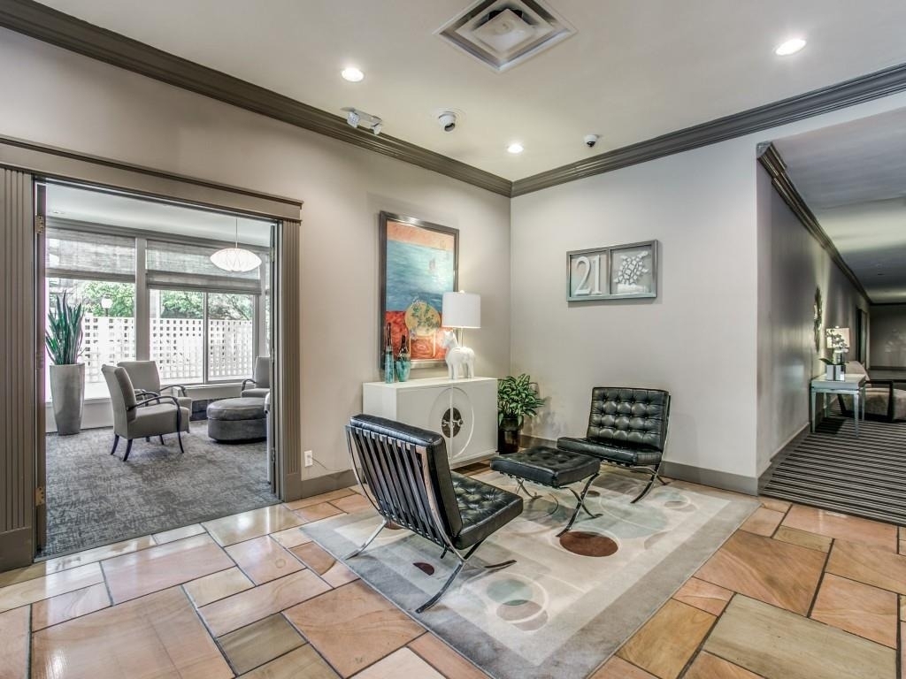 3883 Turtle Creek Boulevard - Photo 17