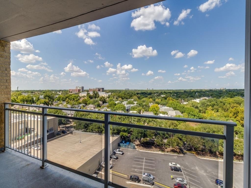 3883 Turtle Creek Boulevard - Photo 6