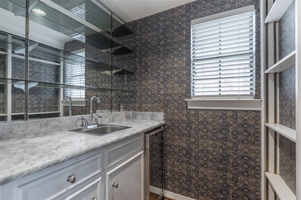 3514 Harvard Avenue - Photo 5