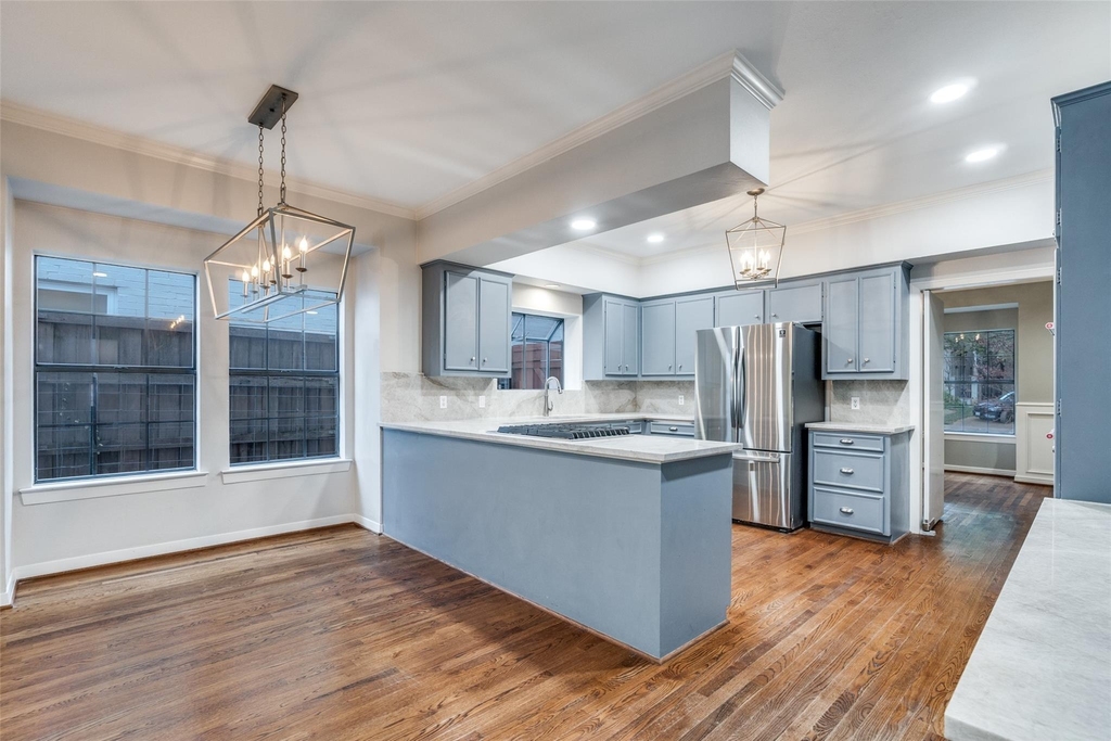 3514 Harvard Avenue - Photo 6