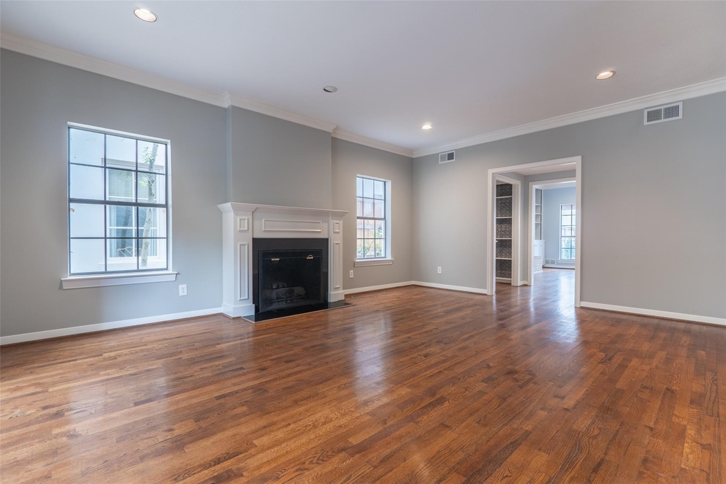 3514 Harvard Avenue - Photo 4