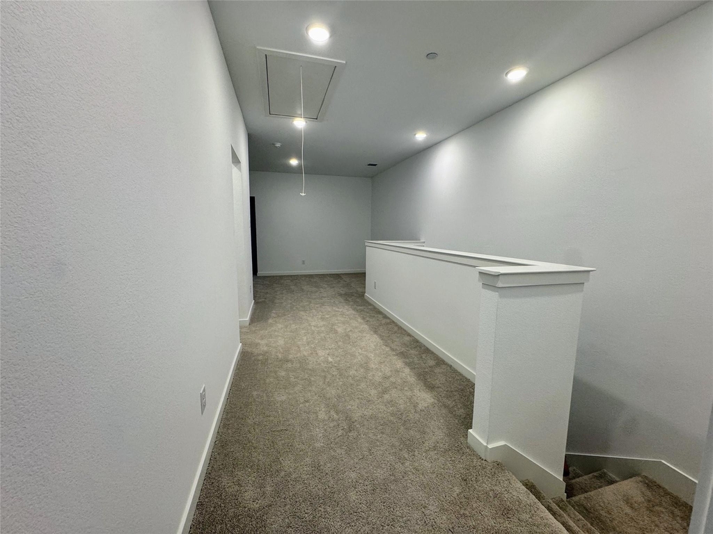 5720 Lakeview Drive - Photo 10
