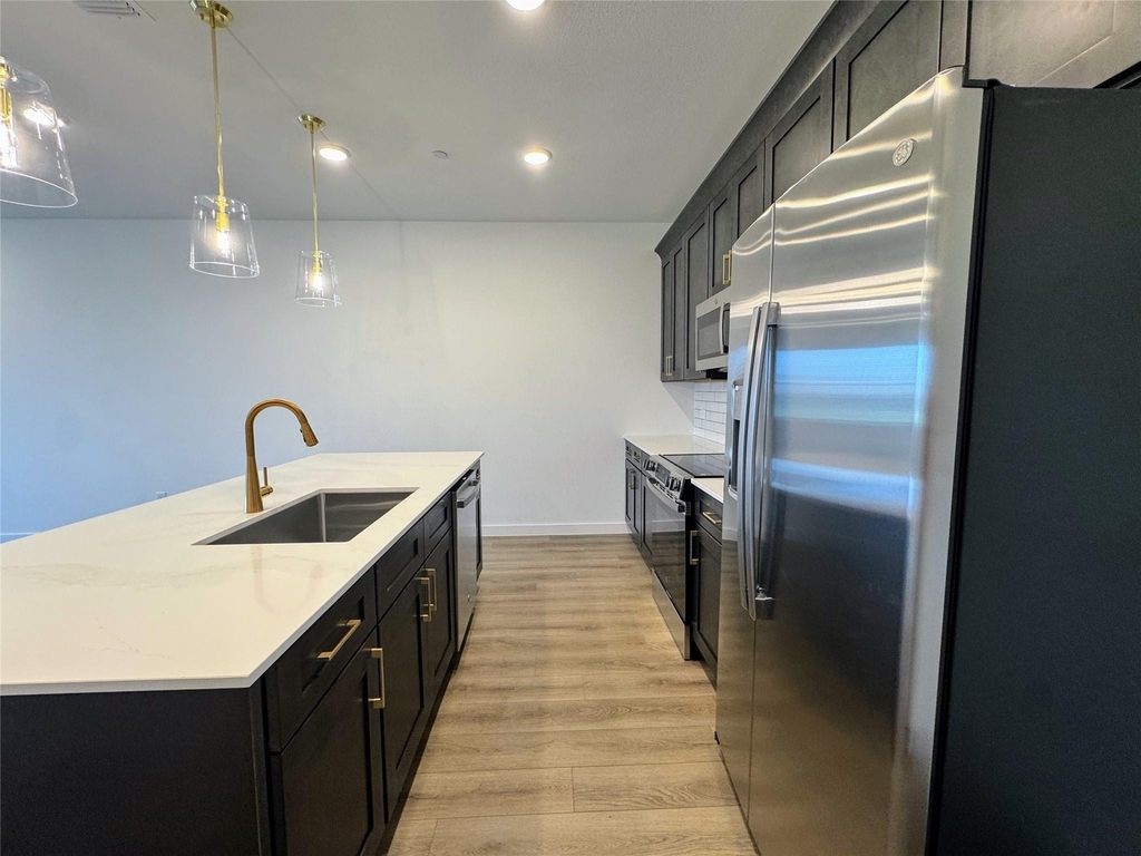 5720 Lakeview Drive - Photo 8