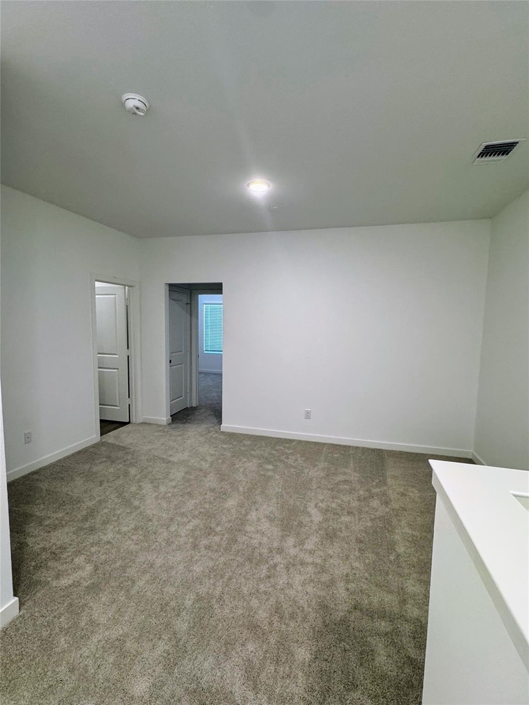 5720 Lakeview Drive - Photo 11