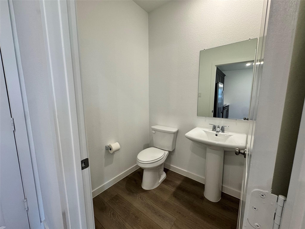 5720 Lakeview Drive - Photo 9