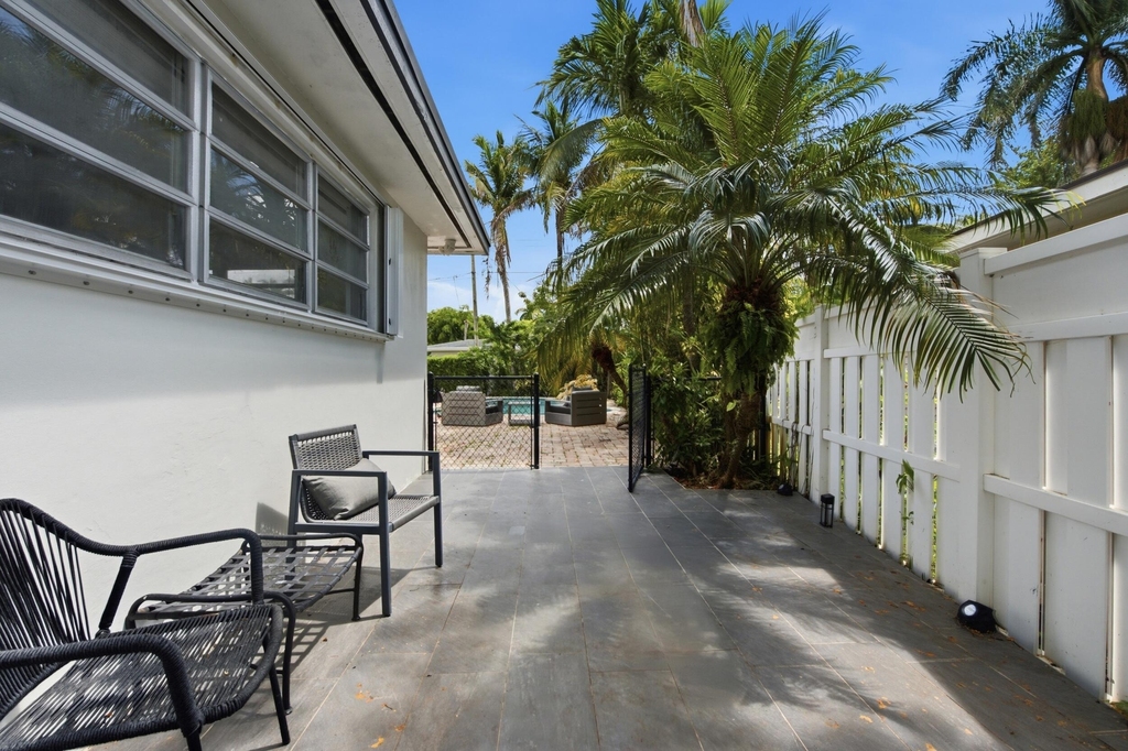 3236 Van Buren Street - Photo 38