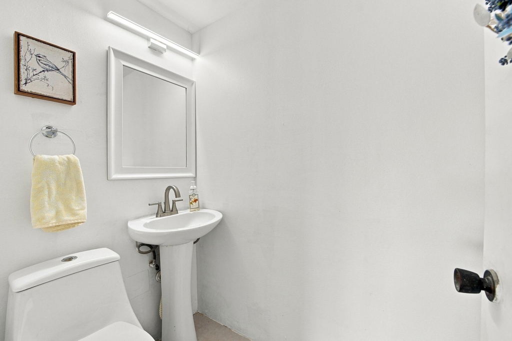 3236 Van Buren Street - Photo 33