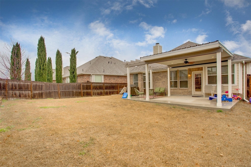 10228 Olivia Drive - Photo 23