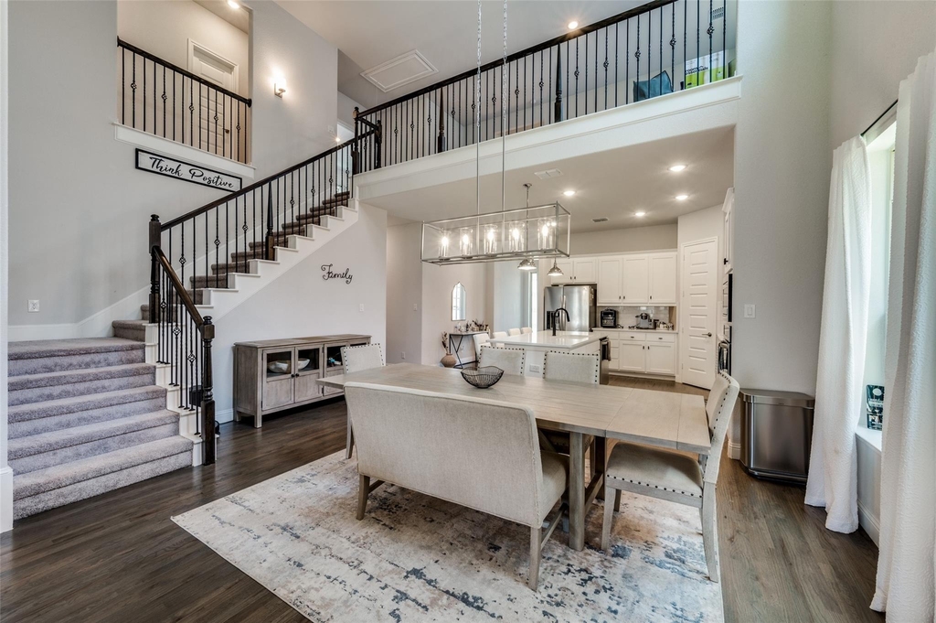 333 Foxthorne Way - Photo 4