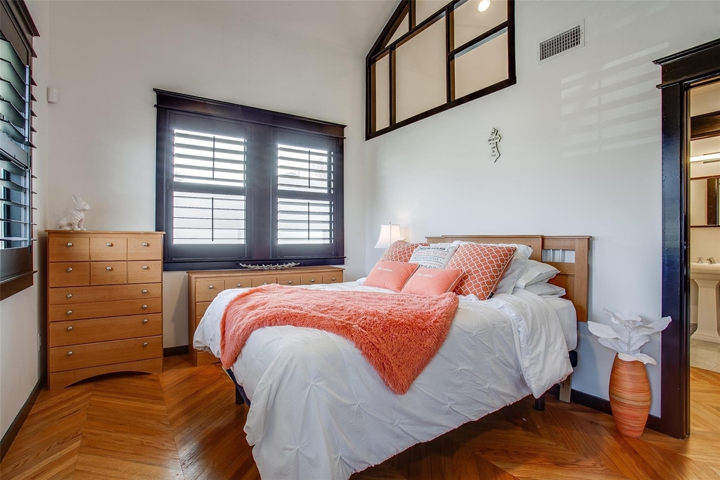 1038 Kings Highway - Photo 24