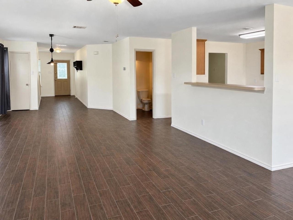 1621 Village Park Trail - Photo 5