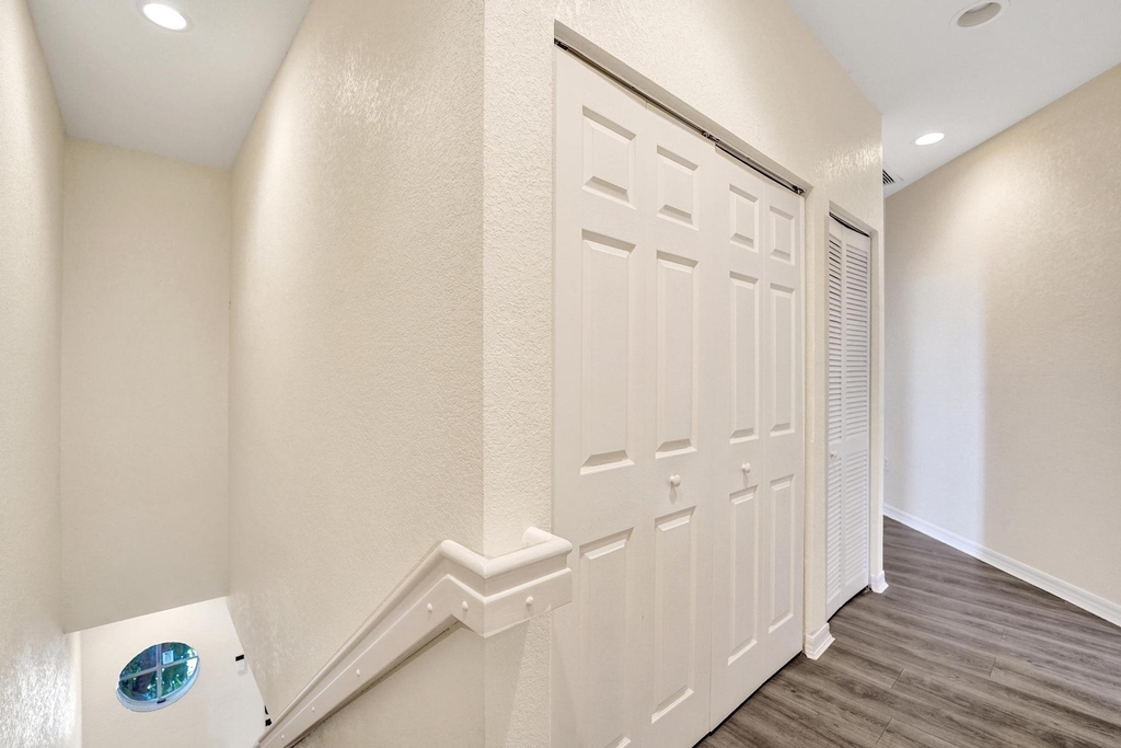 852 Nw 9th Street - Photo 30