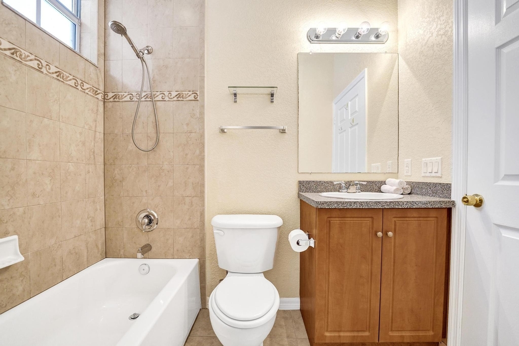852 Nw 9th Street - Photo 41