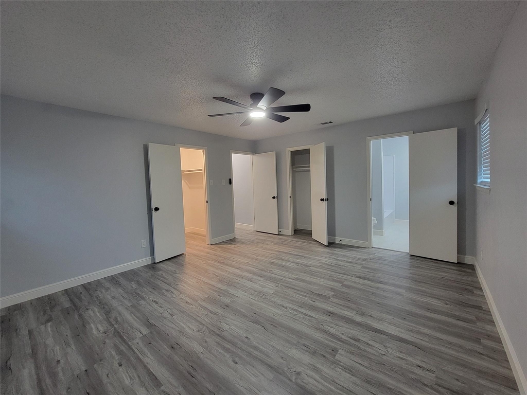 7405 Pinehurst Drive W - Photo 16