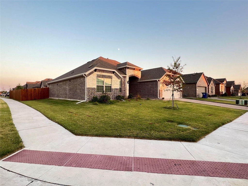 4008 Whitetail Lane - Photo 0