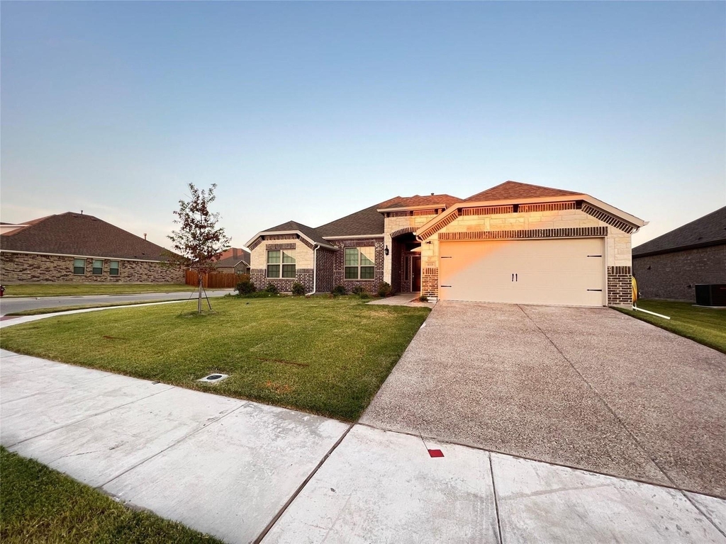 4008 Whitetail Lane - Photo 1