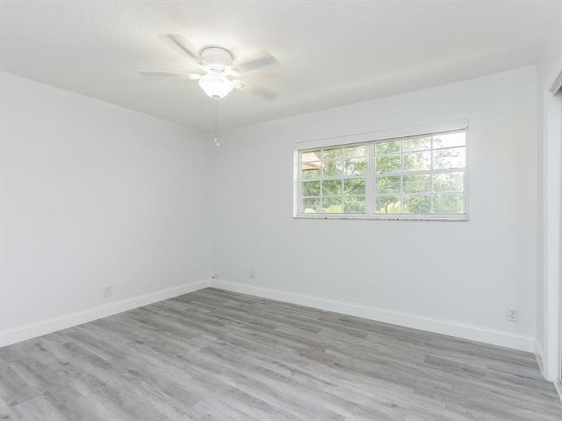 7918 Kimberly Boulevard - Photo 2