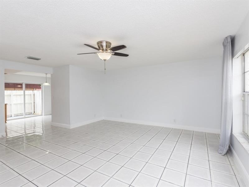 7918 Kimberly Boulevard - Photo 12