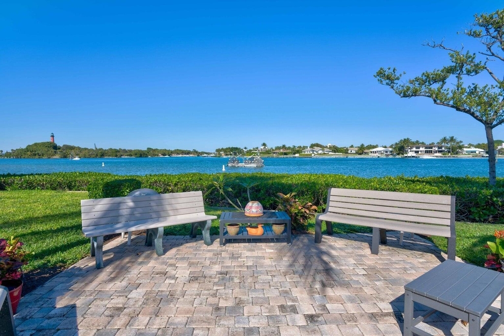 755 Saturn Street - Photo 29