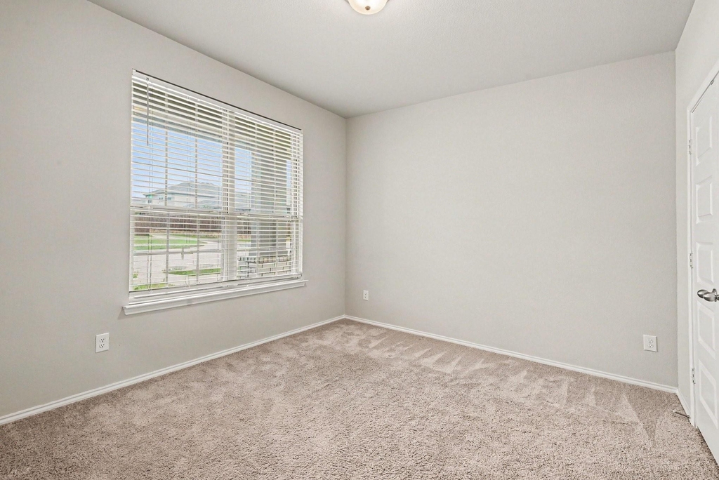 11013 Firebrush Lane - Photo 18