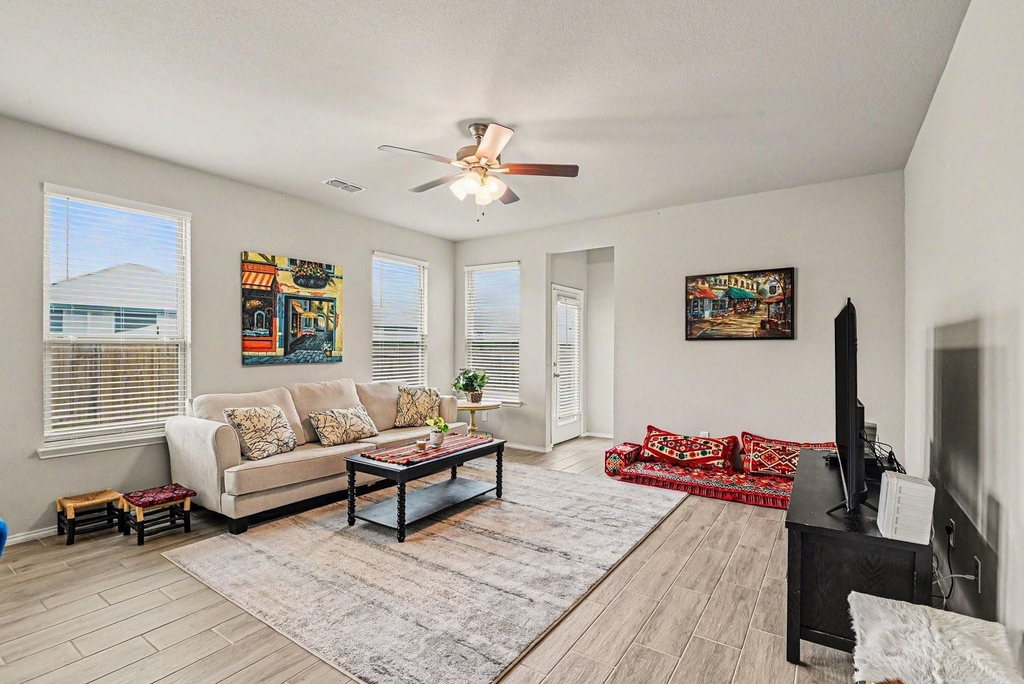 11013 Firebrush Lane - Photo 4